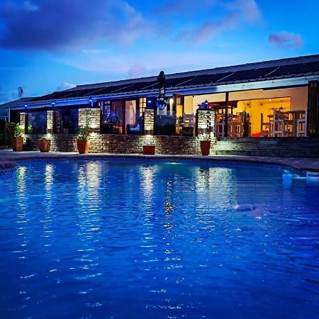 Aviators Paradise Guest House มอสเซิลเบย์ ภายนอก รูปภาพ