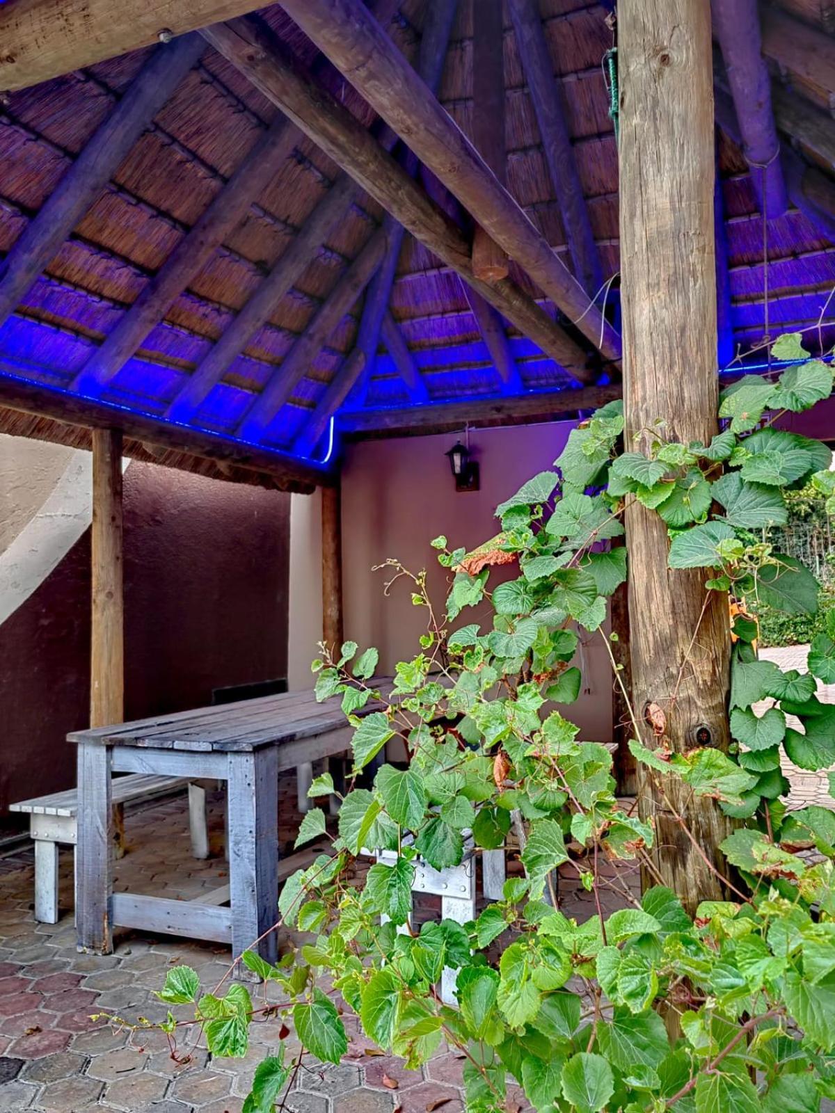 Aviators Paradise Guest House มอสเซิลเบย์ ภายนอก รูปภาพ